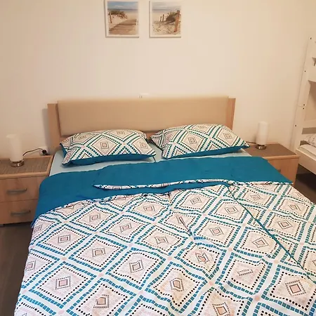 Apartmaji Divji Vrt *